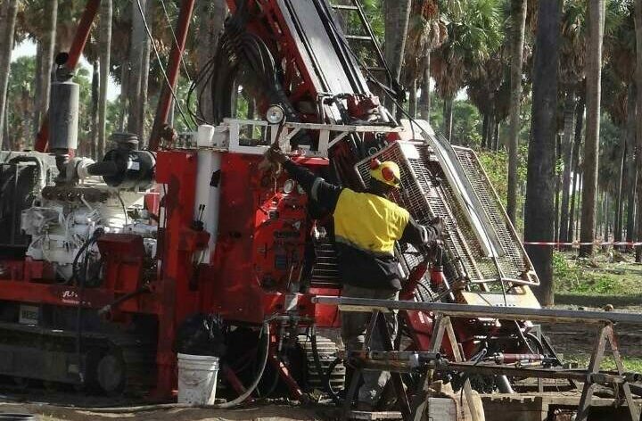Opérations de forage carotté, hydrogéologique et hydraulique menées avec le partenaire CED au Burkina Faso